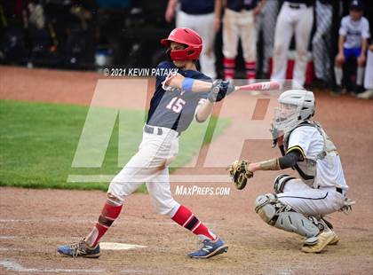 Thumbnail 1 in Avon vs. Daniel Hand (CIAC Class L Semifinal) photogallery.