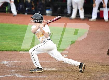 Thumbnail 3 in Avon vs. Daniel Hand (CIAC Class L Semifinal) photogallery.