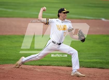 Thumbnail 2 in Avon vs. Daniel Hand (CIAC Class L Semifinal) photogallery.