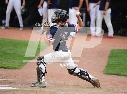 Thumbnail 2 in Avon vs. Daniel Hand (CIAC Class L Semifinal) photogallery.