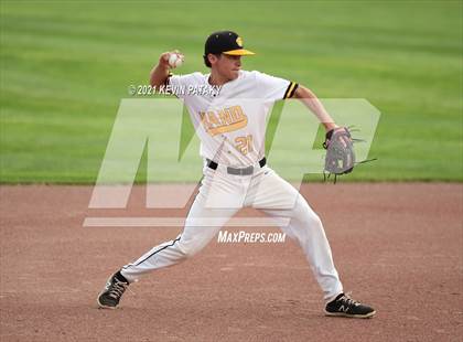 Thumbnail 2 in Avon vs. Daniel Hand (CIAC Class L Semifinal) photogallery.