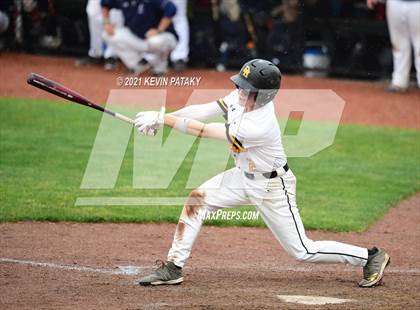 Thumbnail 3 in Avon vs. Daniel Hand (CIAC Class L Semifinal) photogallery.