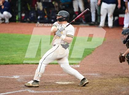Thumbnail 3 in Avon vs. Daniel Hand (CIAC Class L Semifinal) photogallery.