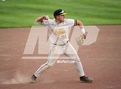 Thumbnail 2 in Avon vs. Daniel Hand (CIAC Class L Semifinal) photogallery.
