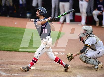 Thumbnail 1 in Avon vs. Daniel Hand (CIAC Class L Semifinal) photogallery.