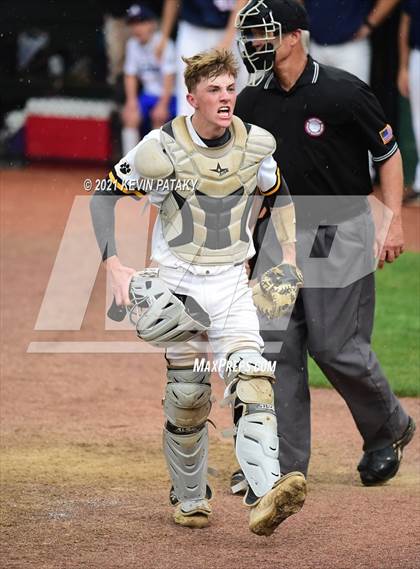 Thumbnail 3 in Avon vs. Daniel Hand (CIAC Class L Semifinal) photogallery.