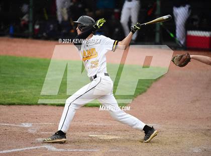 Thumbnail 1 in Avon vs. Daniel Hand (CIAC Class L Semifinal) photogallery.