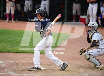 Thumbnail 1 in Avon vs. Daniel Hand (CIAC Class L Semifinal) photogallery.