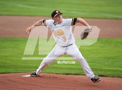 Thumbnail 1 in Avon vs. Daniel Hand (CIAC Class L Semifinal) photogallery.