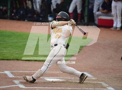 Thumbnail 3 in Avon vs. Daniel Hand (CIAC Class L Semifinal) photogallery.