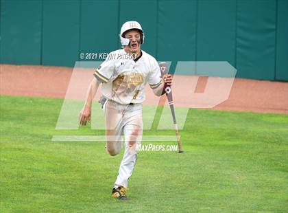 Thumbnail 1 in Avon vs. Daniel Hand (CIAC Class L Semifinal) photogallery.
