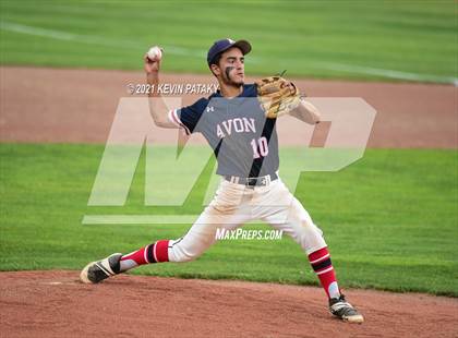 Thumbnail 3 in Avon vs. Daniel Hand (CIAC Class L Semifinal) photogallery.