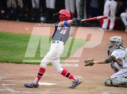 Thumbnail 2 in Avon vs. Daniel Hand (CIAC Class L Semifinal) photogallery.