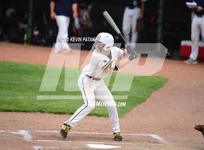 Thumbnail 3 in Avon vs. Daniel Hand (CIAC Class L Semifinal) photogallery.