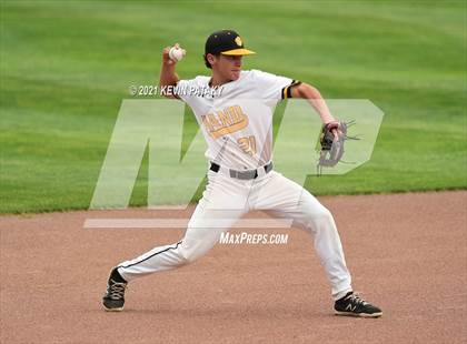 Thumbnail 2 in Avon vs. Daniel Hand (CIAC Class L Semifinal) photogallery.