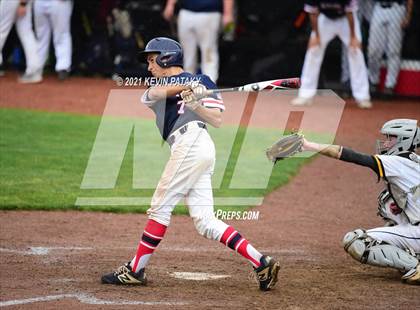 Thumbnail 3 in Avon vs. Daniel Hand (CIAC Class L Semifinal) photogallery.