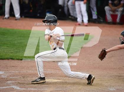 Thumbnail 1 in Avon vs. Daniel Hand (CIAC Class L Semifinal) photogallery.