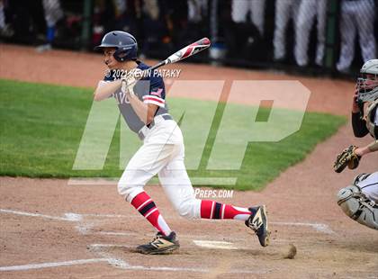 Thumbnail 1 in Avon vs. Daniel Hand (CIAC Class L Semifinal) photogallery.