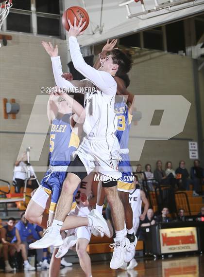 Thumbnail 3 in Rye vs Ardsley (Tiger Tournament) photogallery.