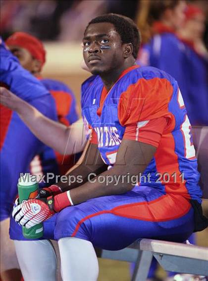 Thumbnail 2 in Battlefield vs. Hermitage (VHSL Group 3A Division 6 Final) photogallery.