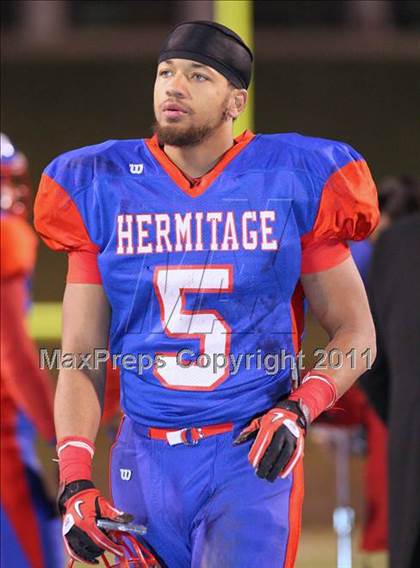 Thumbnail 2 in Battlefield vs. Hermitage (VHSL Group 3A Division 6 Final) photogallery.