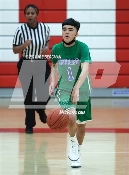 Thumbnail 2 in Corcoran vs Highland (Arvin Tournament) photogallery.