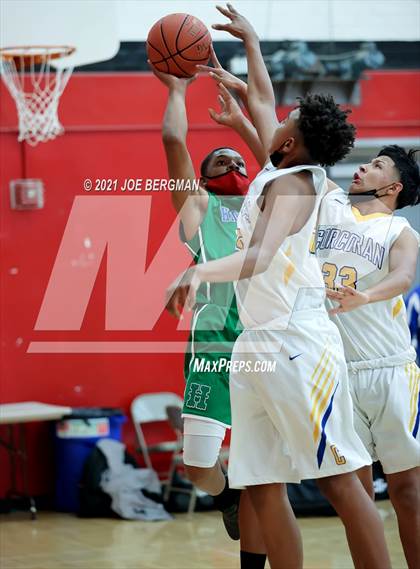 Thumbnail 1 in Corcoran vs Highland (Arvin Tournament) photogallery.
