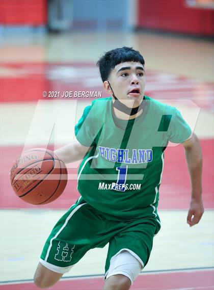 Thumbnail 2 in Corcoran vs Highland (Arvin Tournament) photogallery.