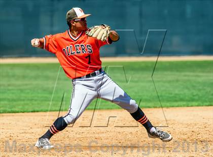 Thumbnail 1 in Gahr @ Huntington Beach photogallery.