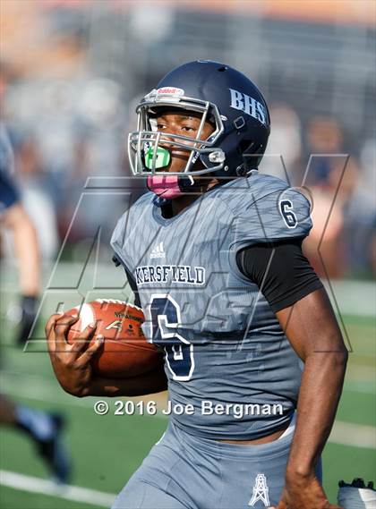 Thumbnail 2 in Pleasant Grove vs Bakersfield (Under Armour Brothers In Arms Classic) photogallery.