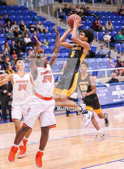 Thumbnail 1 in Brennan @ Brandeis photogallery.