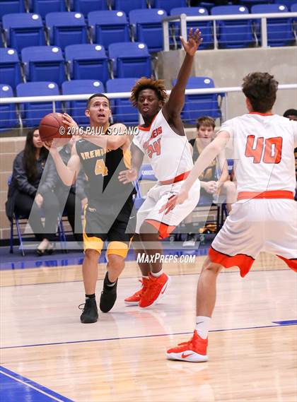 Thumbnail 3 in Brennan @ Brandeis photogallery.