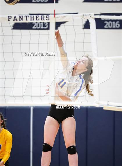Thumbnail 3 in Donelson Christian Academy @ Franklin Road Academy (TSSAA  DII-A Region Quarterfinal) photogallery.