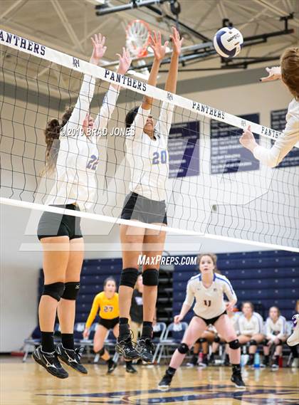 Thumbnail 3 in Donelson Christian Academy @ Franklin Road Academy (TSSAA  DII-A Region Quarterfinal) photogallery.