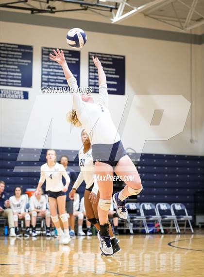 Thumbnail 3 in Donelson Christian Academy @ Franklin Road Academy (TSSAA  DII-A Region Quarterfinal) photogallery.