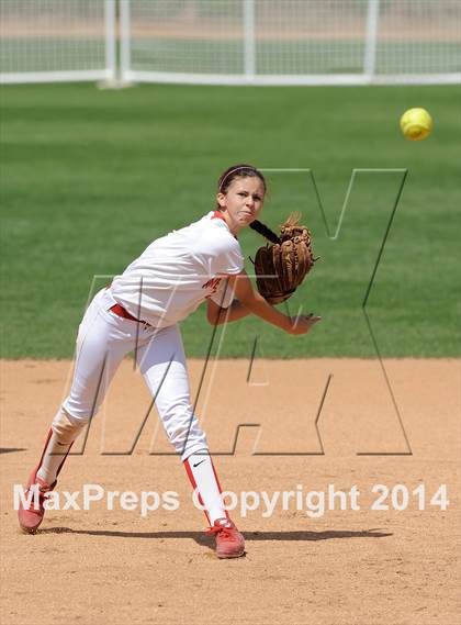 Thumbnail 3 in Royal vs Mater Dei (Woodbridge Tournament) photogallery.