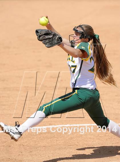 Thumbnail 1 in Royal vs Mater Dei (Woodbridge Tournament) photogallery.