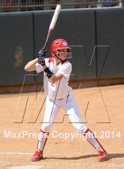 Thumbnail 2 in Royal vs Mater Dei (Woodbridge Tournament) photogallery.