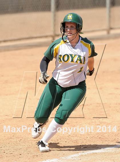 Thumbnail 1 in Royal vs Mater Dei (Woodbridge Tournament) photogallery.