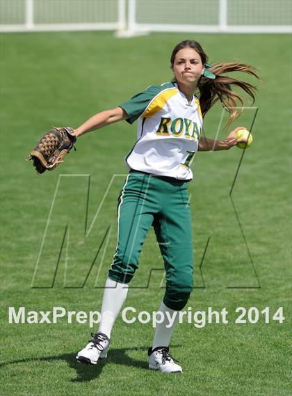 Thumbnail 2 in Royal vs Mater Dei (Woodbridge Tournament) photogallery.
