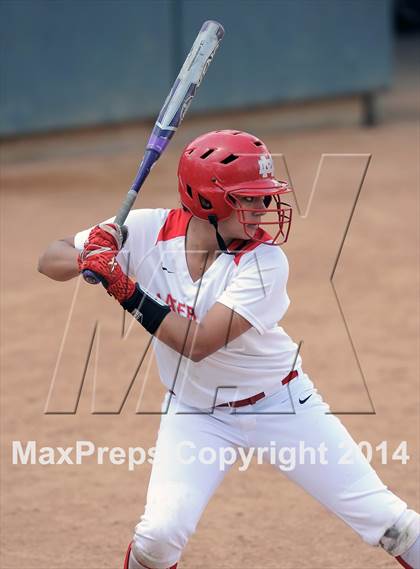 Thumbnail 2 in Royal vs Mater Dei (Woodbridge Tournament) photogallery.