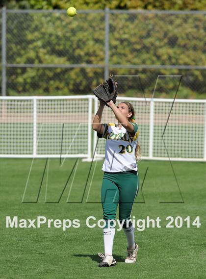 Thumbnail 1 in Royal vs Mater Dei (Woodbridge Tournament) photogallery.