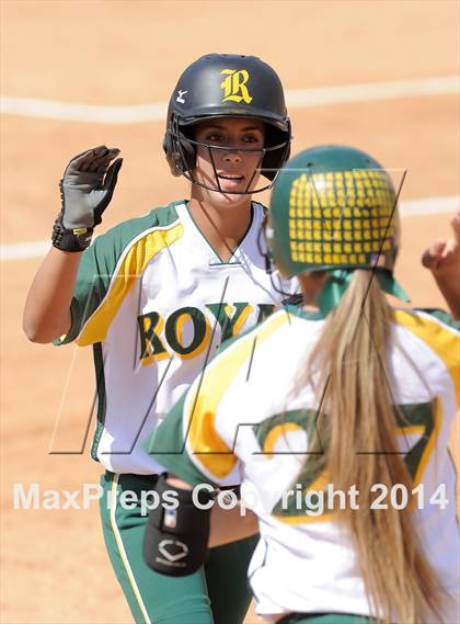 Thumbnail 2 in Royal vs Mater Dei (Woodbridge Tournament) photogallery.