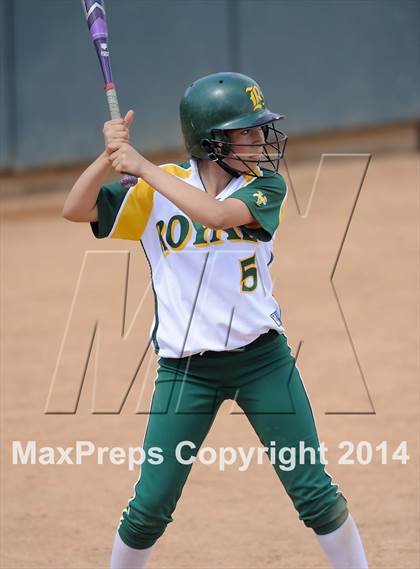Thumbnail 2 in Royal vs Mater Dei (Woodbridge Tournament) photogallery.