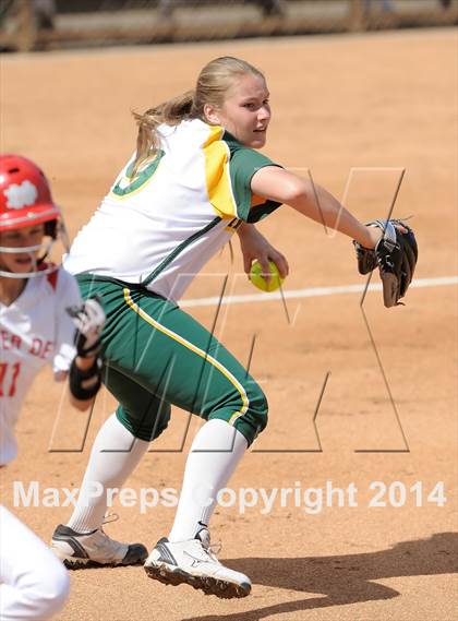 Thumbnail 3 in Royal vs Mater Dei (Woodbridge Tournament) photogallery.