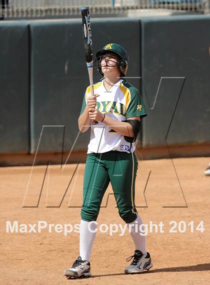 Thumbnail 1 in Royal vs Mater Dei (Woodbridge Tournament) photogallery.