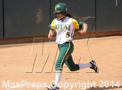 Thumbnail 2 in Royal vs Mater Dei (Woodbridge Tournament) photogallery.