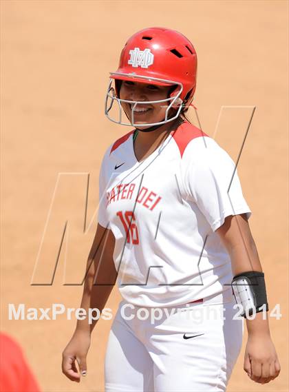 Thumbnail 3 in Royal vs Mater Dei (Woodbridge Tournament) photogallery.
