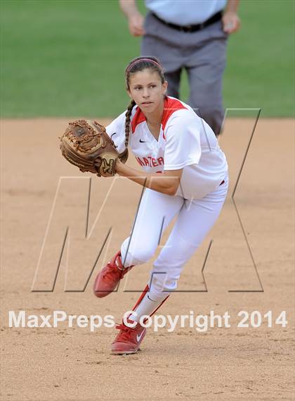 Thumbnail 1 in Royal vs Mater Dei (Woodbridge Tournament) photogallery.