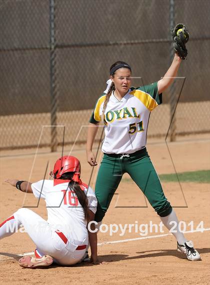 Thumbnail 2 in Royal vs Mater Dei (Woodbridge Tournament) photogallery.